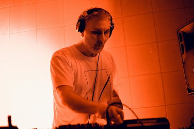 Josef Sedloň / Radio 1 uvádí OTK + DJs